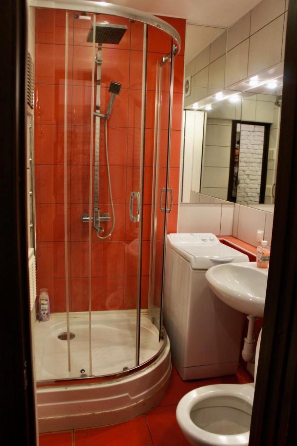 Central Apartment Nemiga 明斯克 外观 照片
